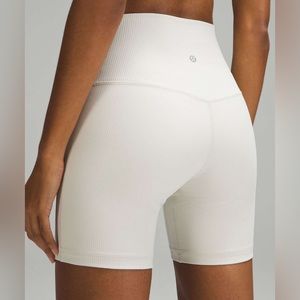 NWT Lululemon Align Ribbed High-Rise Short 6" *Shine in Bone